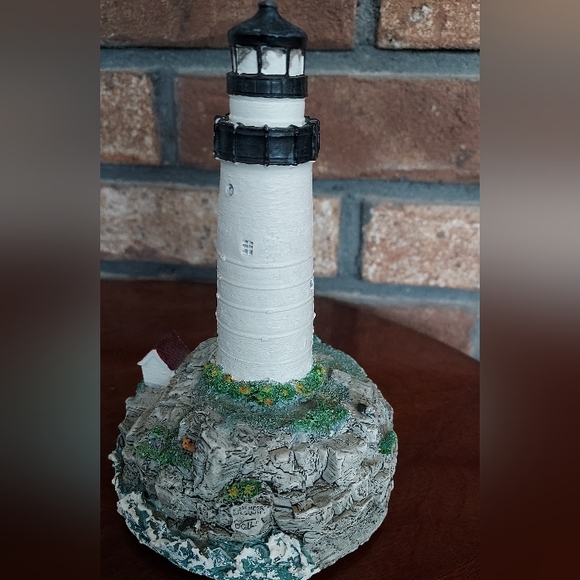 Lighthouse Music Box Plays Ebb Tide Ocean Nautical Decor - Picture 4 of 8